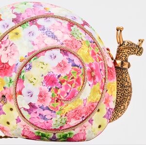 Betsey Johnson Kitsch Snailed It Kaleidoscope Floral Crossbody Bag - Multicolor.